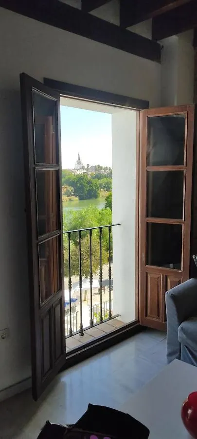 Trianabridgeviews Atico Con Vistas Al Puente De Triana Calle Castilla 38 Sevilla