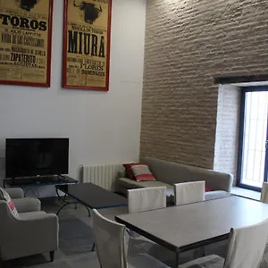 Apartamento Cozy & Modern Hombre De Piedra, Sevilla